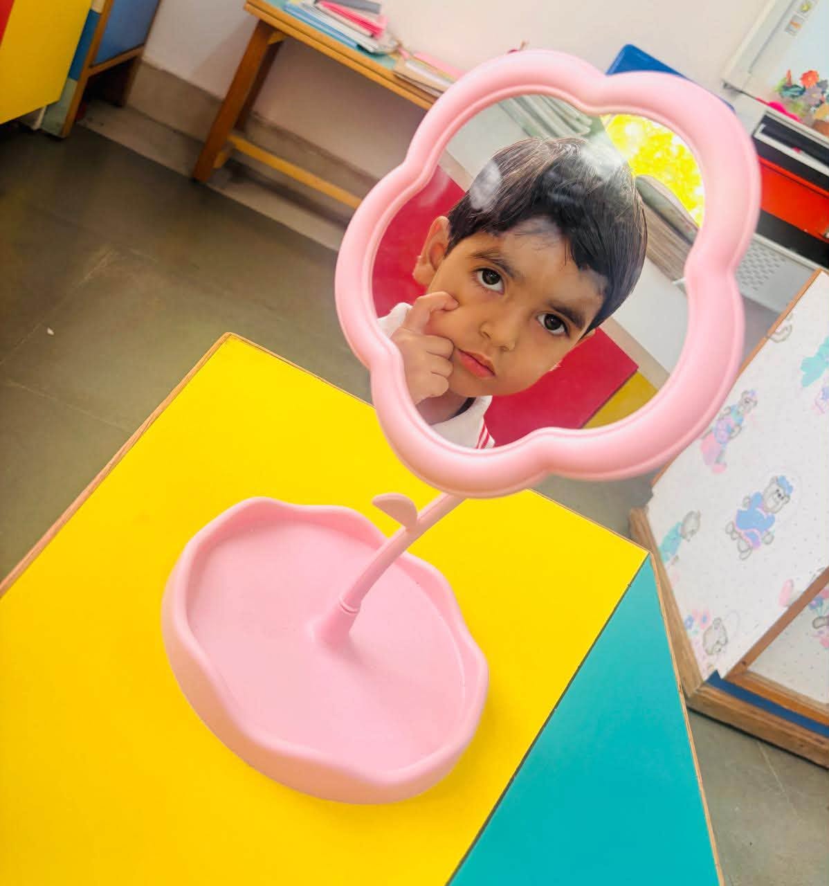 Magic Mirror Who Do I See 4 Aug